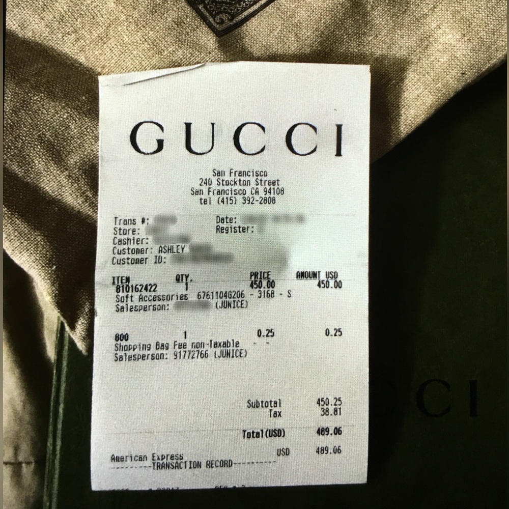 Gucci Black Knit Beanie with Pom - Picture 4 of 5